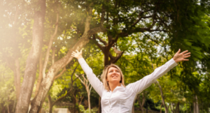 woman walking in the sun, why walking is great for your skin